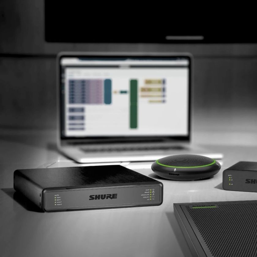 Shure P300 DSP mit Echounterdrückung und Noise Reduction für Videokonferenzen