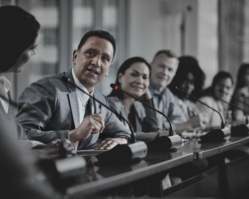 Hybride Zusammenarbeit
