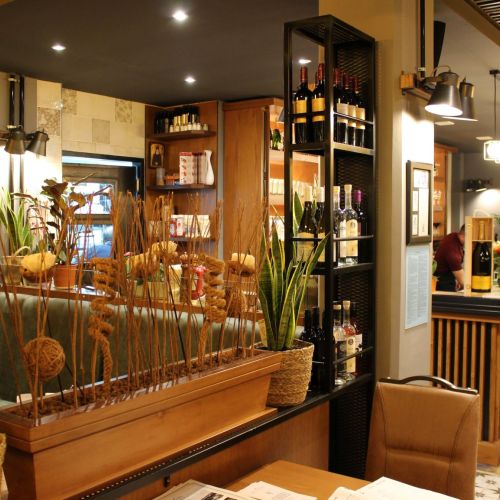 unscheinbare Beschallungsanlage im Restaurant