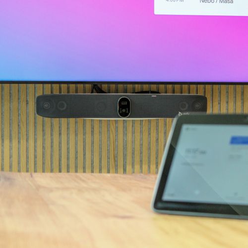 Ton- und Bildtechnik im Konferenzraum