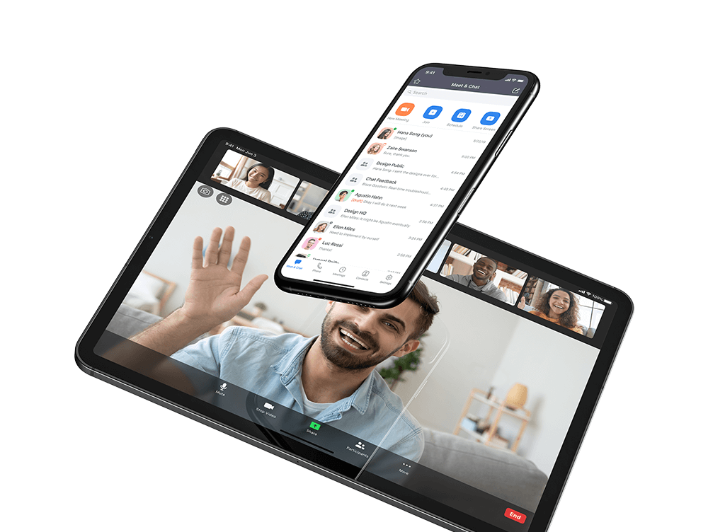 Hand und iPad im Video-Call